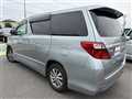 2014 Toyota Alphard Hybrid