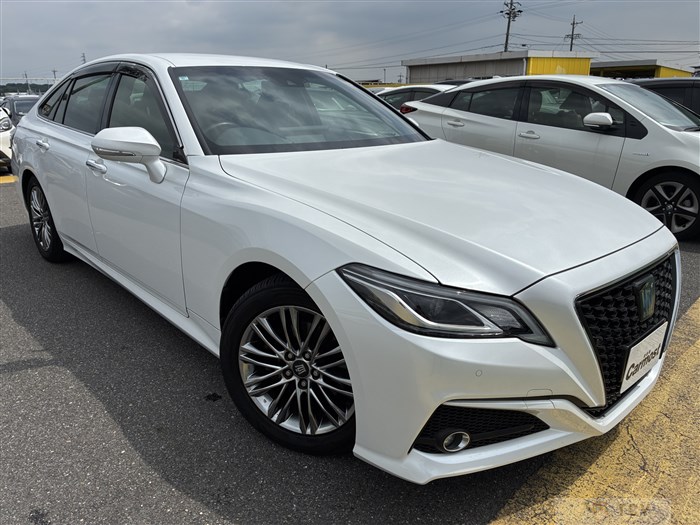 2021 Toyota Crown Hybrid