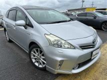 2011 Toyota PRIUS α