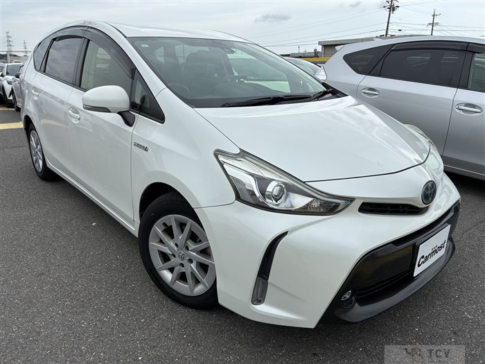 2017 Toyota PRIUS α