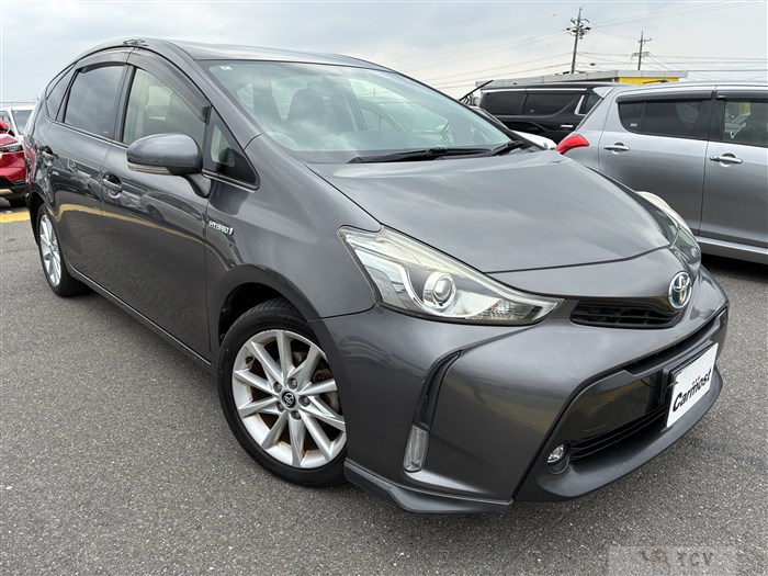 2016 Toyota PRIUS α