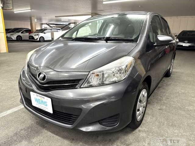 2011 Toyota Vitz