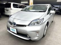 2014 Toyota Prius PHV