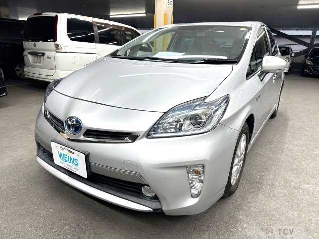 2014 Toyota Prius PHV