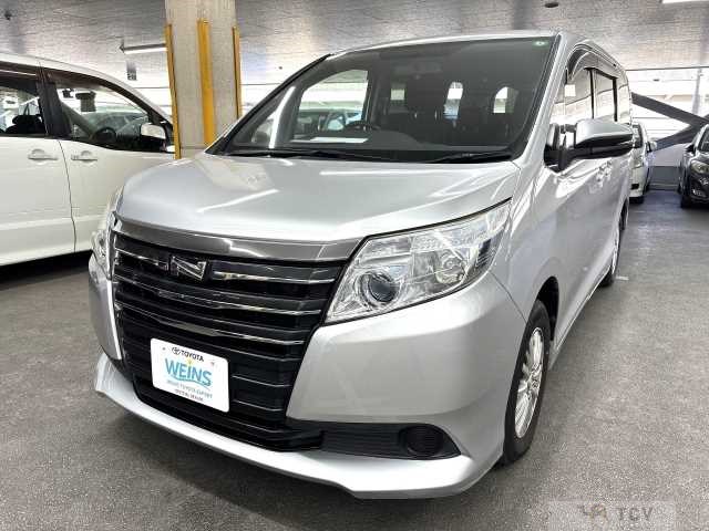2014 Toyota Noah