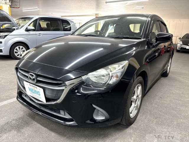 2016 Mazda Demio