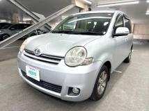 2011 Toyota Sienta
