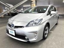 2013 Toyota Prius PHV