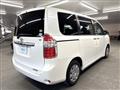 2009 Toyota Noah