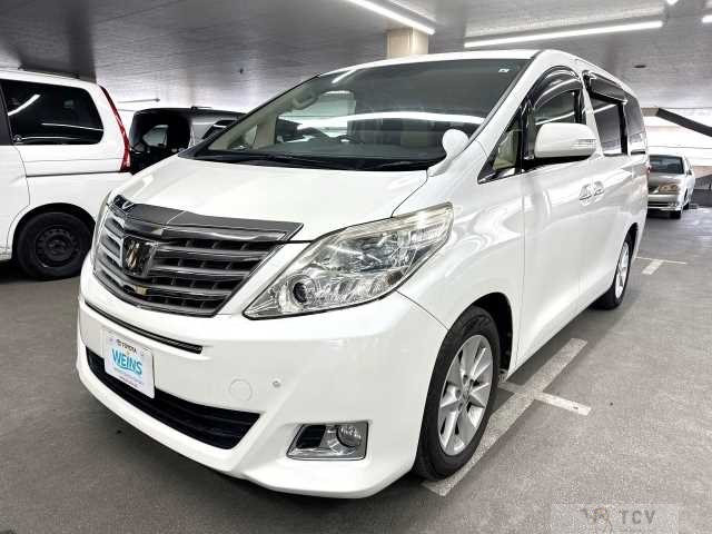 2013 Toyota Alphard