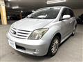 2005 Toyota IST