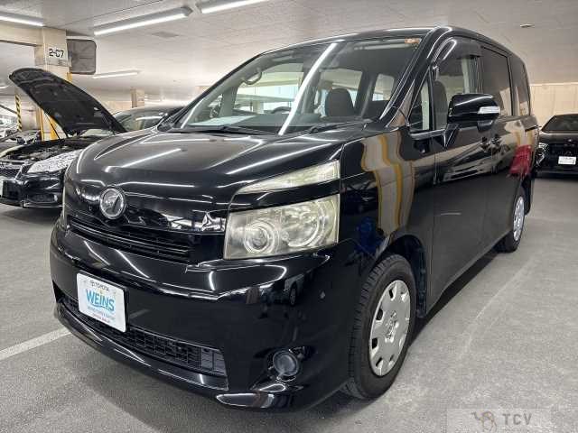 2008 Toyota Voxy