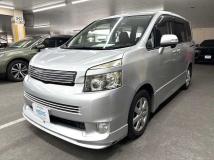2007 Toyota Voxy