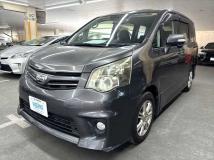 2011 Toyota Noah