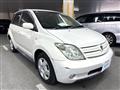2004 Toyota IST