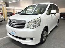 2011 Toyota Noah