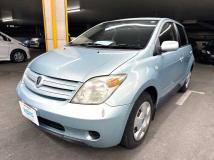 2003 Toyota IST