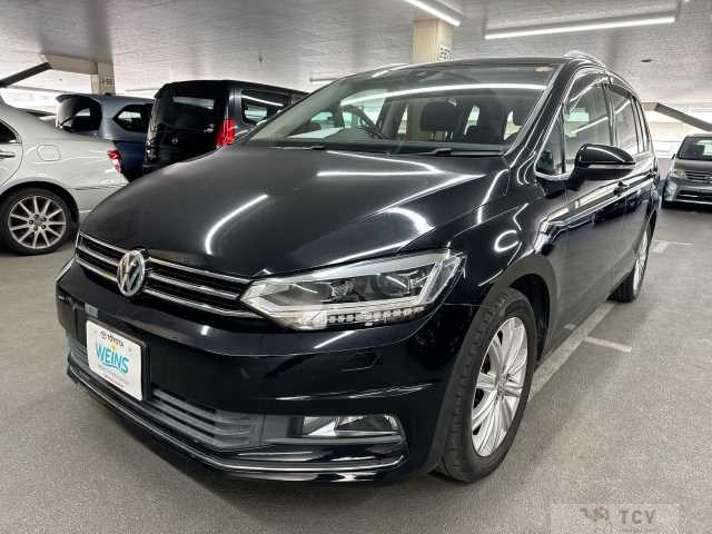 2017 Volkswagen Golf Touran