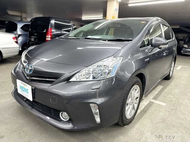 2013 Toyota PRIUS α