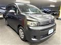 2010 Toyota Voxy