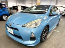 2013 Toyota AQUA