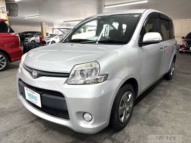 2013 Toyota Sienta