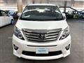 2013 Toyota Alphard