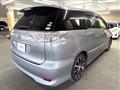 2012 Toyota Estima Hybrid