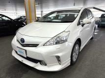 2011 Toyota PRIUS α