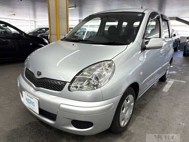 2004 Toyota Fun Cargo
