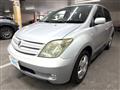 2004 Toyota IST