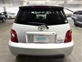 2004 Toyota IST