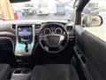 2013 Toyota Alphard