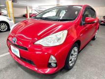 2013 Toyota AQUA