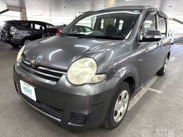 2010 Toyota Sienta