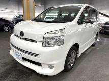 2010 Toyota Voxy