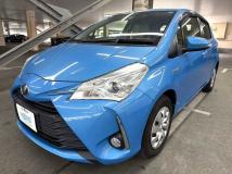 2017 Toyota Vitz