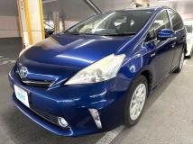 2013 Toyota PRIUS α