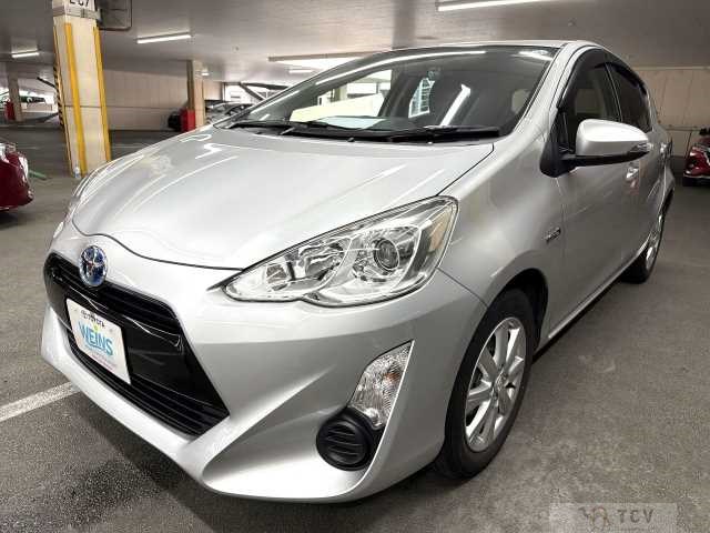 2015 Toyota AQUA
