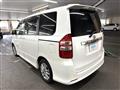 2011 Toyota Noah