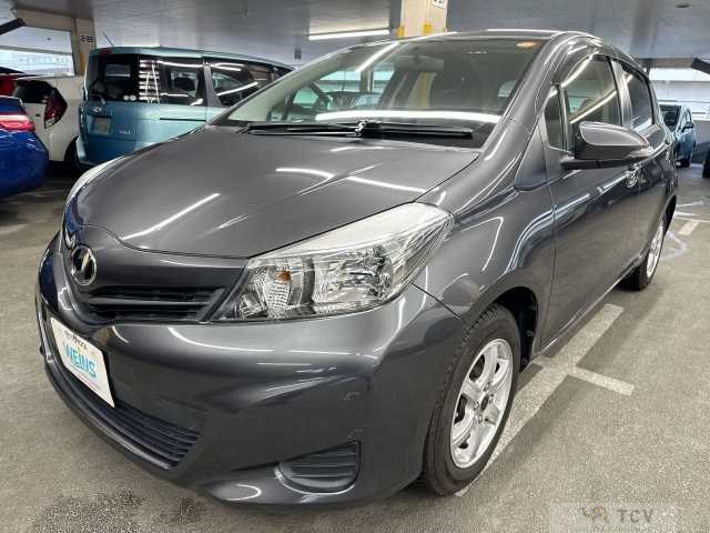 2011 Toyota Vitz