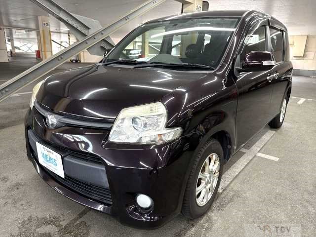 2013 Toyota Sienta