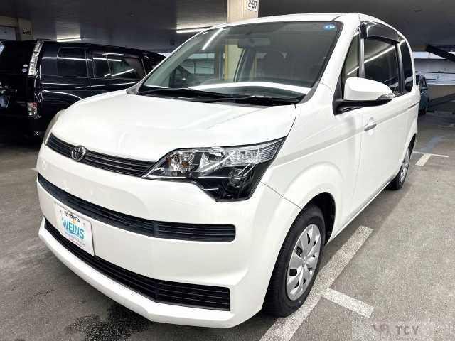 2013 Toyota SPADE