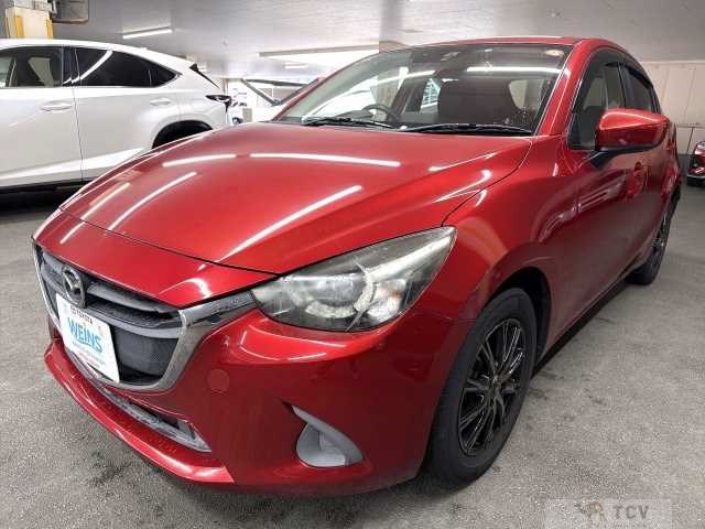 2016 Mazda Demio