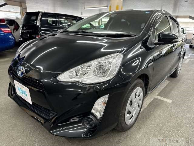 2017 Toyota AQUA