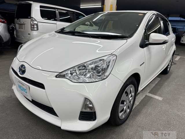 2012 Toyota AQUA