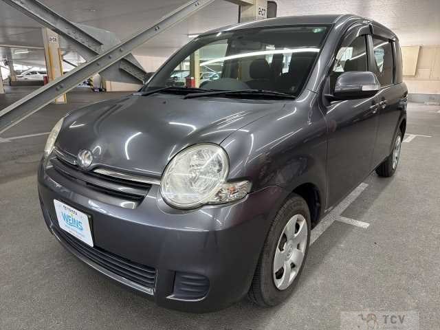2012 Toyota Sienta