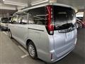 2014 Toyota Noah