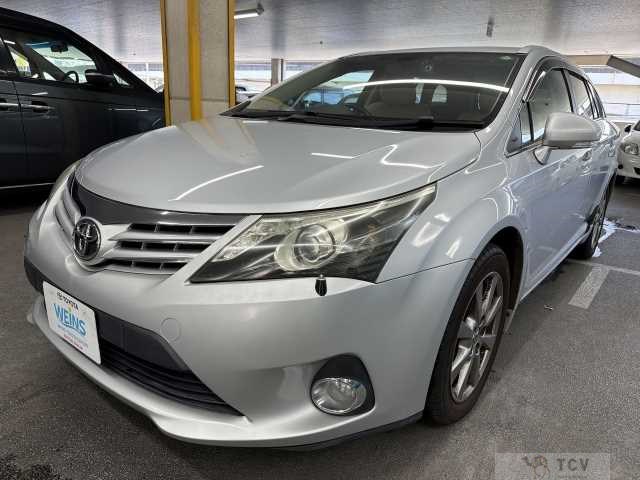 2013 Toyota Avensis Wagon