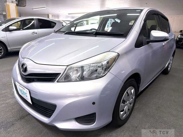 2013 Toyota Vitz